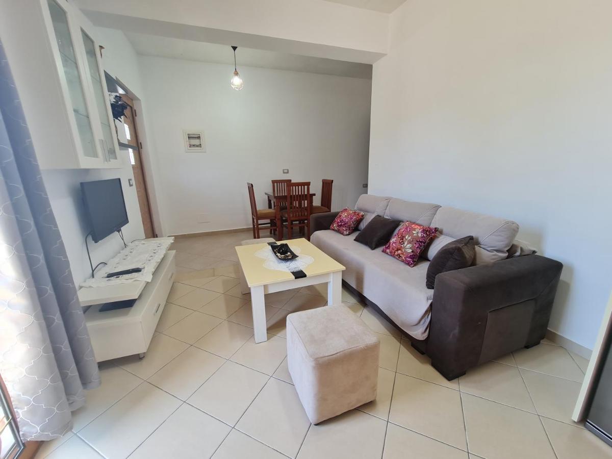 Guesthouse Emanuel Ksamil Bagian luar foto