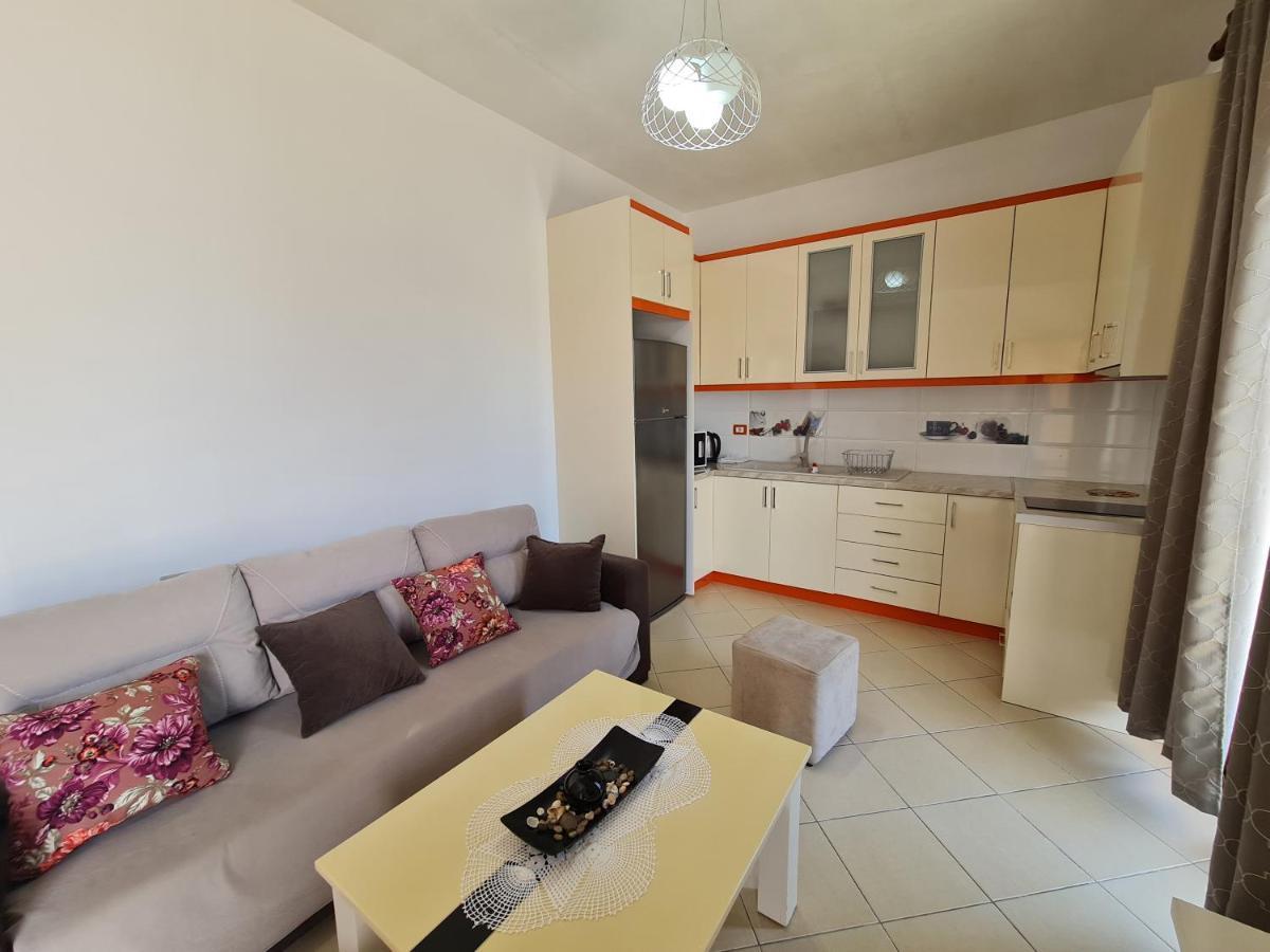 Guesthouse Emanuel Ksamil Bagian luar foto